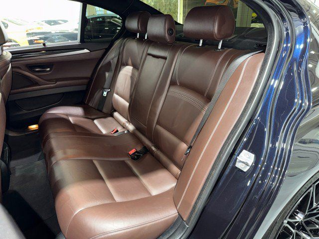 Used 2015 BMW 550i Sedan RWD image 52