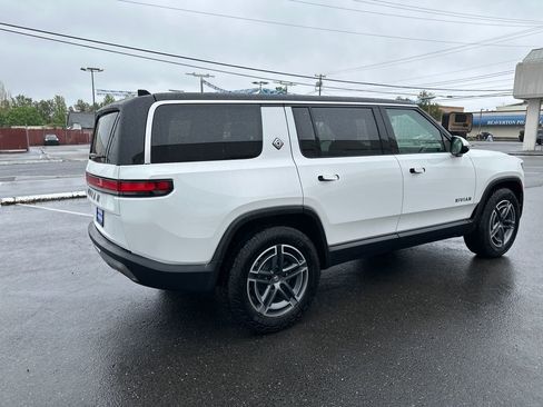 Used 2025 Rivian R1S Adventure AWD/4WD image 6