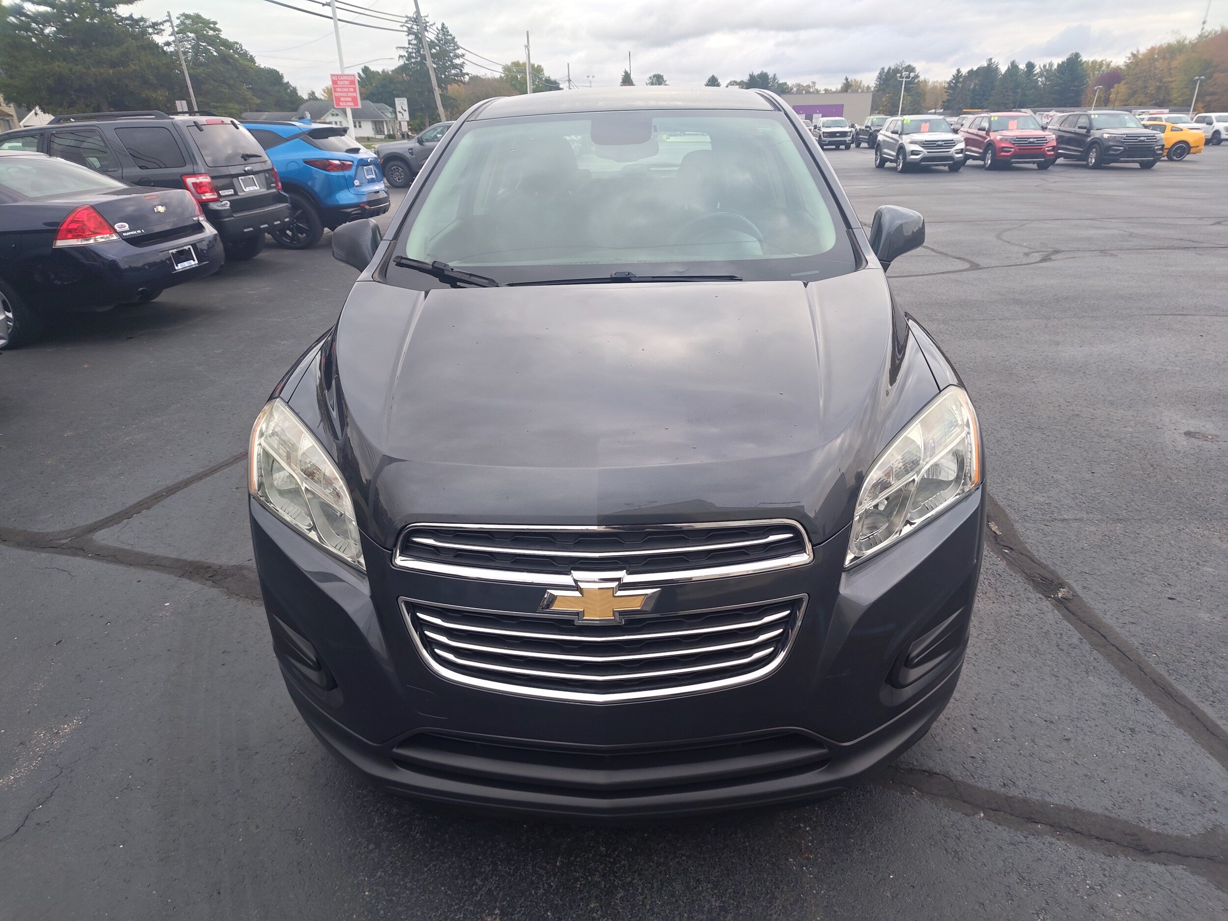 Used 2016 Chevrolet Trax LS FWD image 3