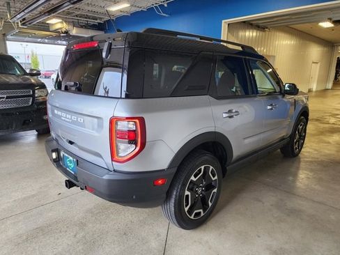 Used 2021 Ford Bronco Sport Outer Banks image 4