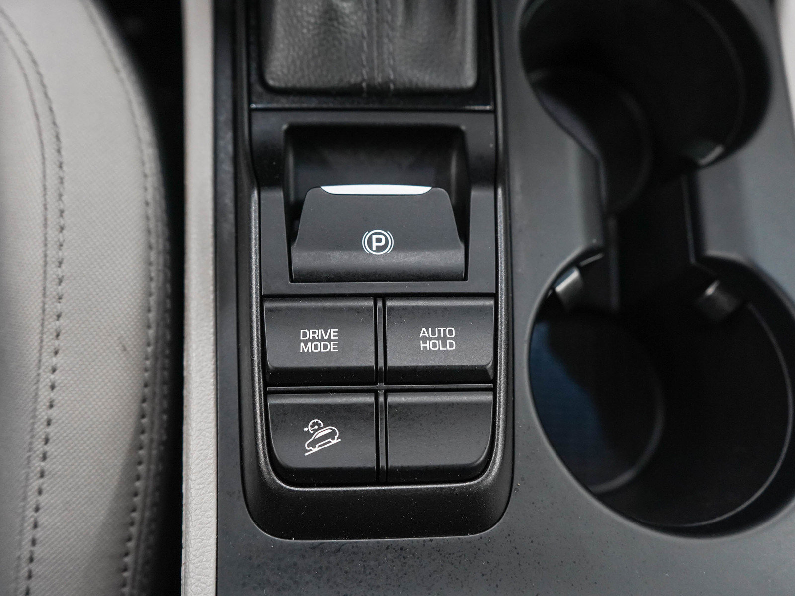 Used 2020 Hyundai Tucson Sport w/ Winter Weather Package AWD/4WD image 25