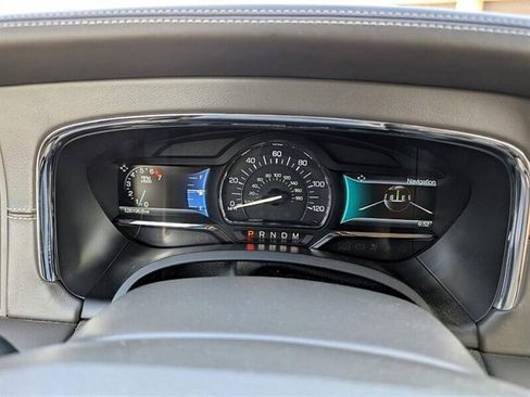 Used 2017 Lincoln Navigator L Reserve image 20