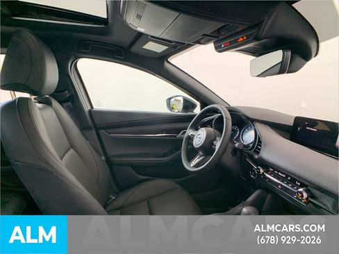 Certified 2025 MAZDA MAZDA3 Hatchback w/Premium Plus Pkg image 40