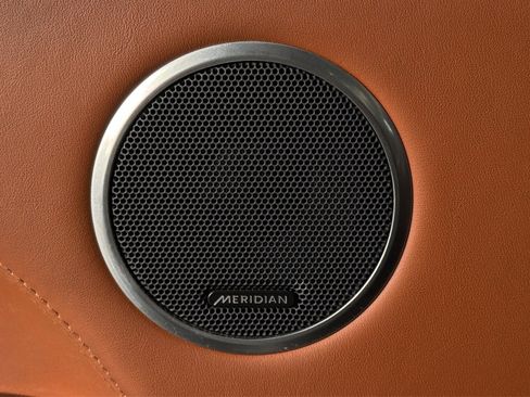 Used 2015 Land Rover Range Rover Autobiography AWD/4WD image 24