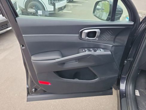 New 2026 Kia Sorento LX FWD image 5