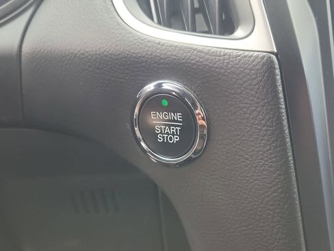 Used 2024 Ford Edge SEL image 24