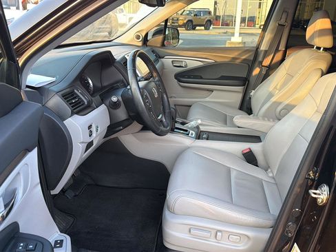 Used 2018 Honda Pilot EX-L image 10