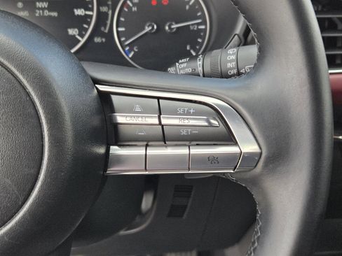 Used 2022 MAZDA MAZDA3 s image 17