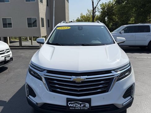 Used 2023 Chevrolet Equinox Premier AWD/4WD image 3