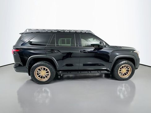 Used 2023 Toyota Sequoia SR5 w/ SR5 Premium Package image 5