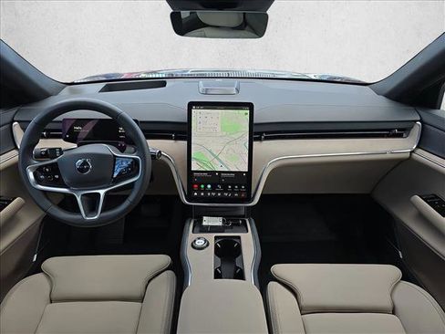 Used 2025 Volvo EX90 Ultra AWD/4WD image 9