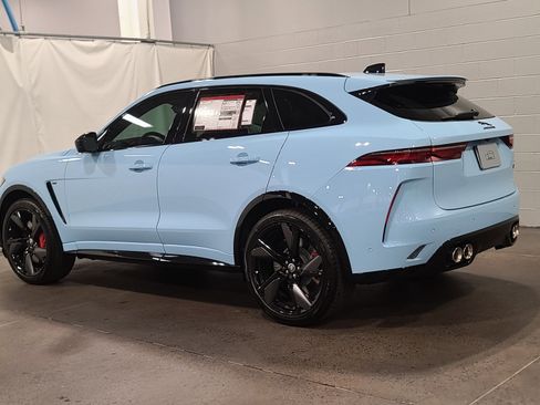 New 2026 Jaguar F-PACE SVR 575 Edition image 12