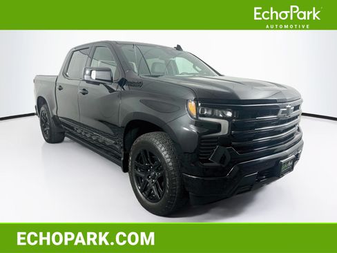 Used 2024 Chevrolet Silverado 1500 High Country w/ Midnight Edition AWD/4WD image 1