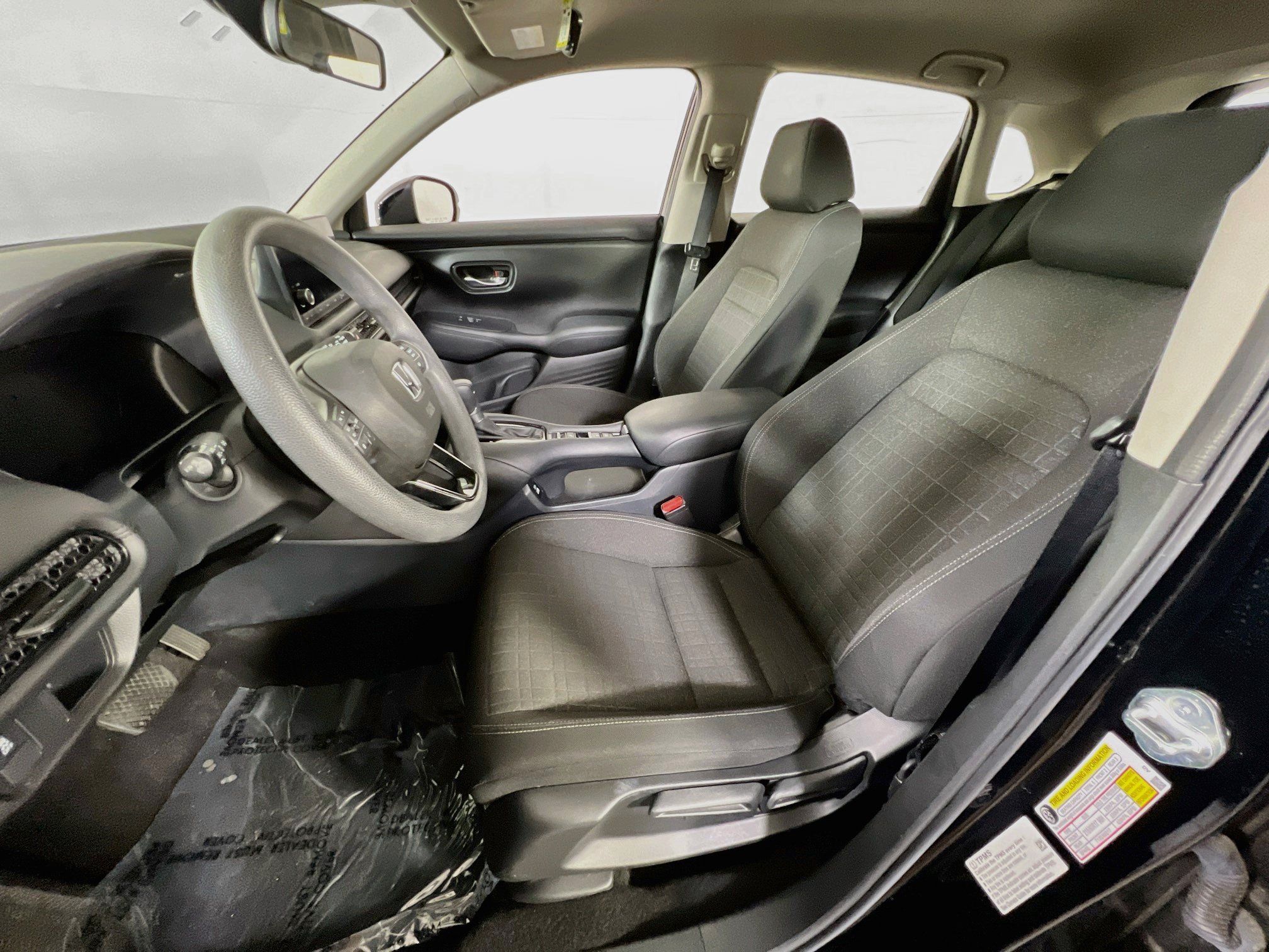 Used 2023 Honda HR-V LX image 19