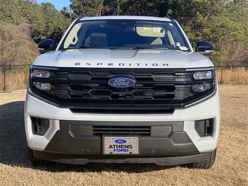 Used 2025 Ford Expedition Max Active image 13