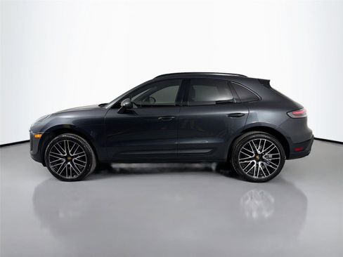 Certified 2026 Porsche Macan AWD/4WD image 36