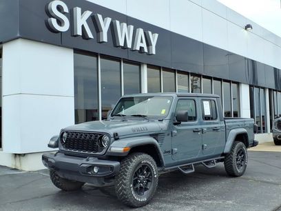 Used 2024 Jeep Gladiator Sport