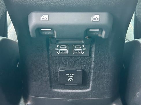 Used 2025 Jeep Wrangler Unlimited Sahara AWD/4WD image 60