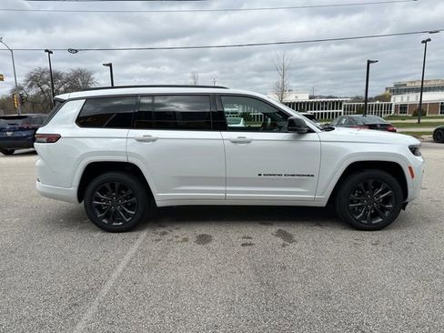 New 2026 Jeep Grand Cherokee L Limited AWD/4WD image 5