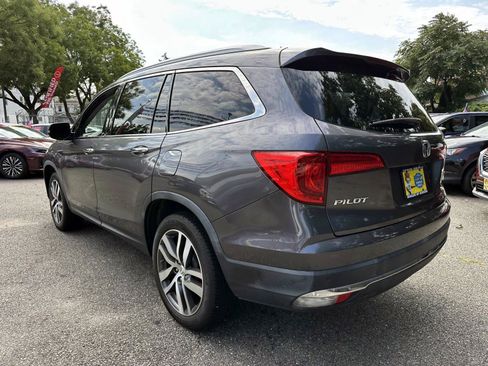 Used 2018 Honda Pilot Touring image 5