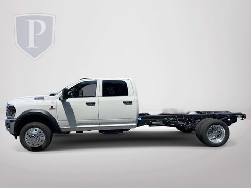 New 2026 RAM 5500 Tradesman w/ Chrome Appearance Group AWD/4WD image 5