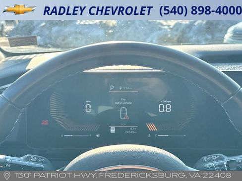 Used 2025 Kia Carnival image 9