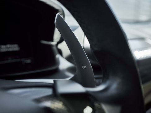 Used 2018 Ferrari GTC4Lusso image 54