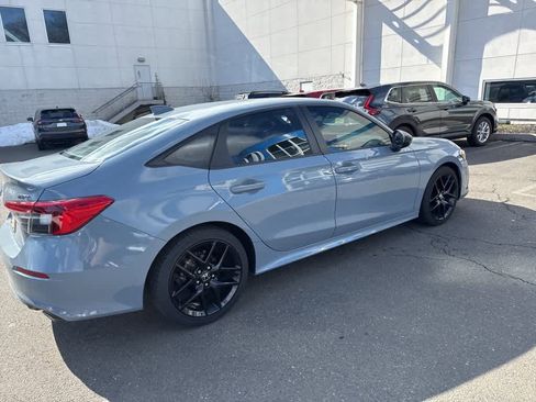 Used 2023 Honda Civic Sport image 13
