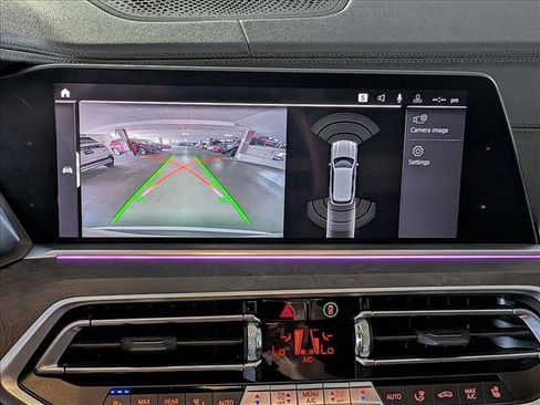 Used 2019 BMW X5 xDrive40i w/ Luxury Seating Package AWD/4WD image 15