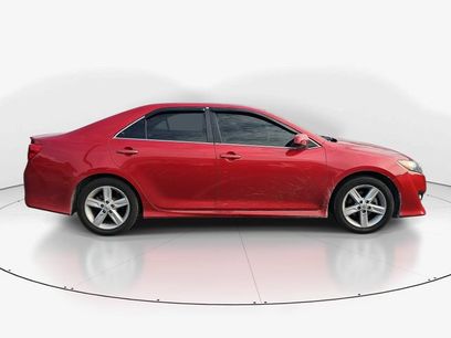 Used 2014 Toyota Camry SE w/ Moonroof Package