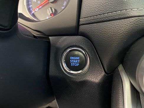 Used 2020 Toyota RAV4 XLE w/ Convenience Package image 26