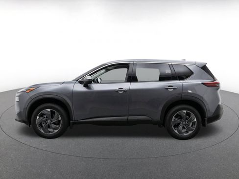 Used 2025 Nissan Rogue SV AWD/4WD image 4
