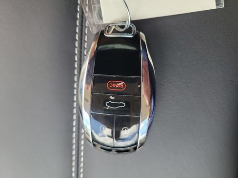 Used 2021 Bentley Flying Spur V8 AWD/4WD image 53