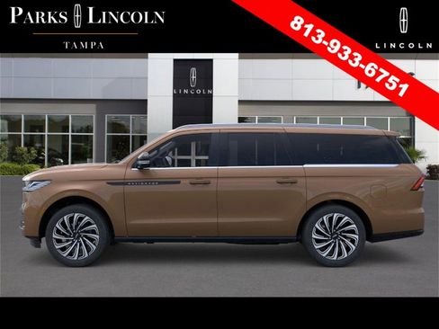 New 2025 Lincoln Navigator L Black Label image 3
