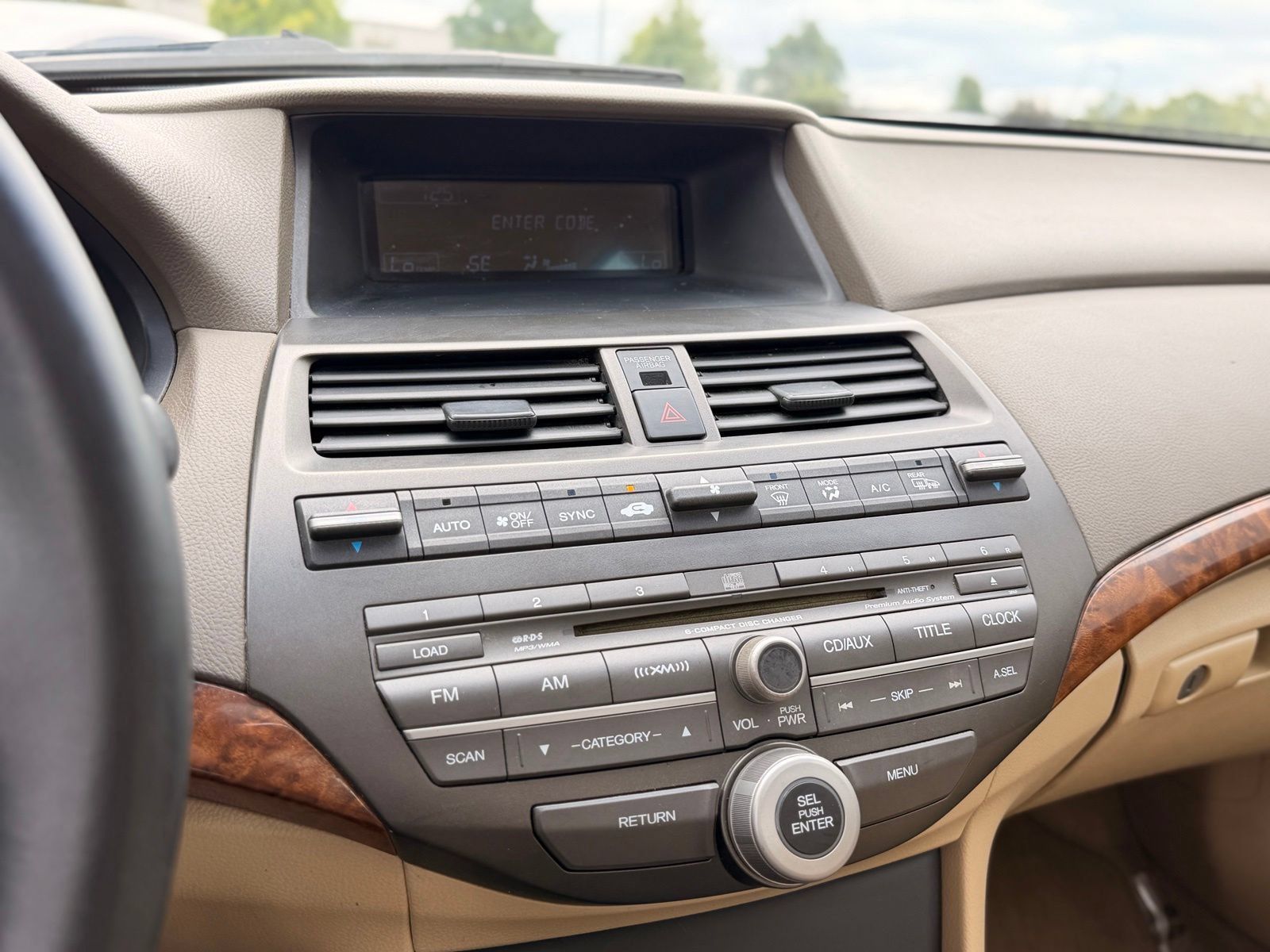 Used 2010 Honda Accord EX-L image 28