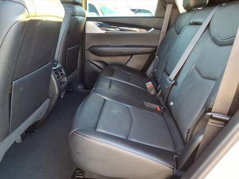 Certified 2025 Cadillac XT5 Premium Luxury image 7