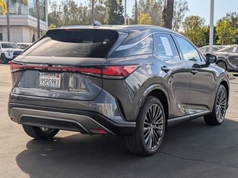 Used 2025 Lexus RX 450h AWD w/ Convenience Package image 5