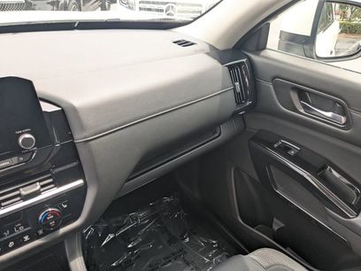 Used 2022 Nissan Pathfinder SV
