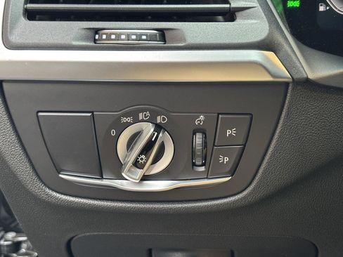 Used 2024 BMW X4 xDrive30i w/ Premium Package image 16