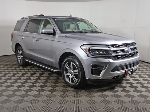 Used 2022 Ford Expedition Limited AWD/4WD image 62