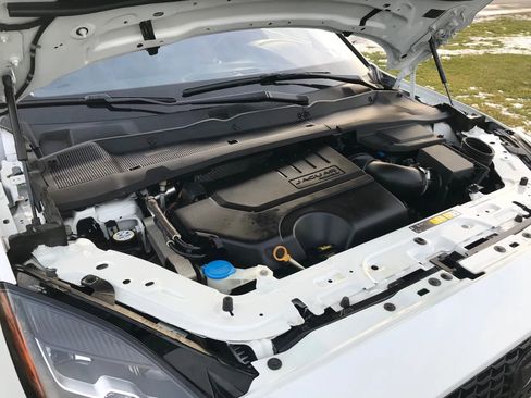 Used 2018 Jaguar E-PACE S image 57