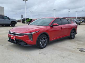 Used 2026 Kia K4 LXS video 1