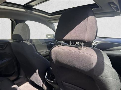 Used 2024 Chevrolet Malibu LT image 25