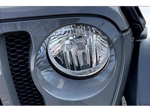 Used 2020 Jeep Wrangler Unlimited Sport S AWD/4WD image 35