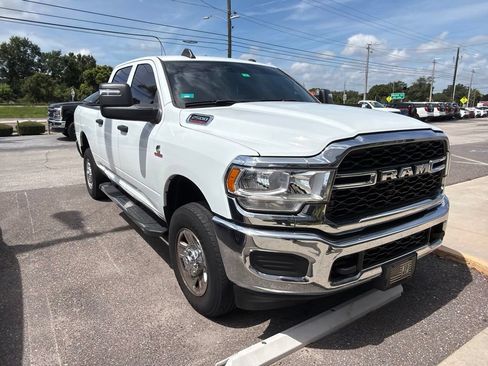 Used 2024 RAM 2500 Tradesman w/ Chrome Appearance Group AWD/4WD image 1