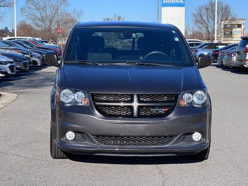 Used 2019 Dodge Grand Caravan SE image 10