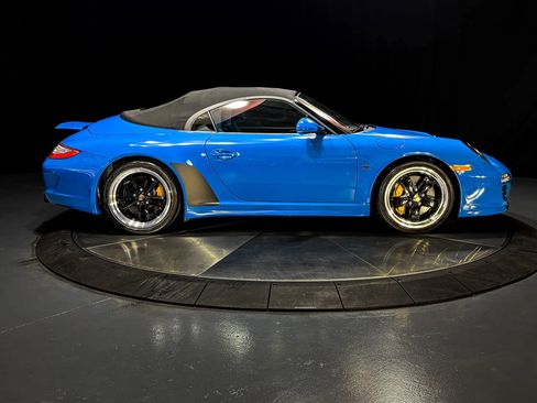 Used 2011 Porsche 911 Speedster RWD image 9