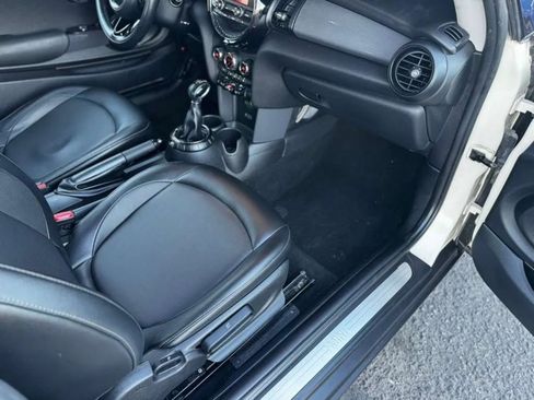 Used 2015 MINI Cooper 2-Door Hardtop image 35