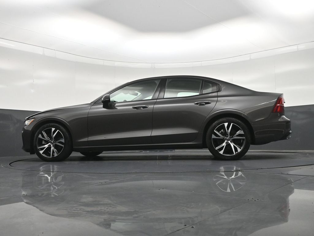 Certified 2024 Volvo S60 B5 Core FWD image 26