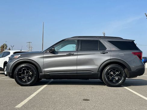 Used 2023 Ford Explorer Timberline image 2